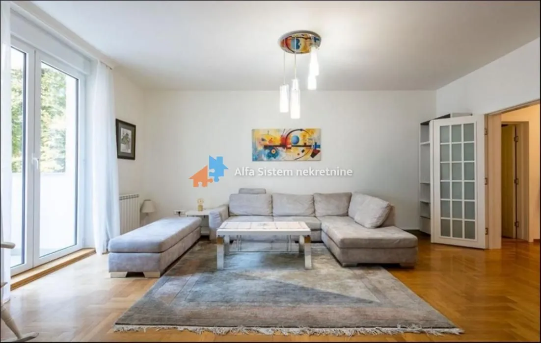 Izdavanje, trosoban stan, 106m², Vračar Hram, Vračar Sve Podlokacije