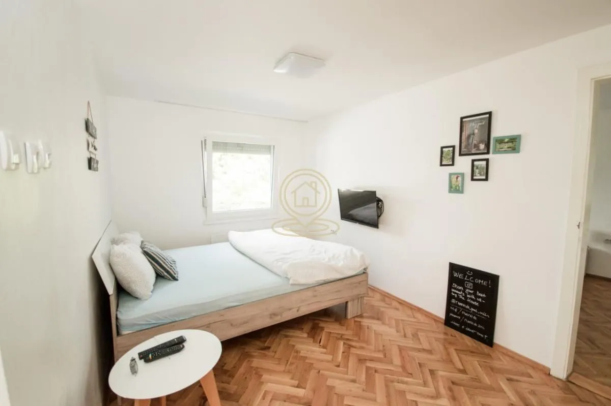 Izdavanje, četvorosoban stan, 100m², Petrovaradin, Novi Sad