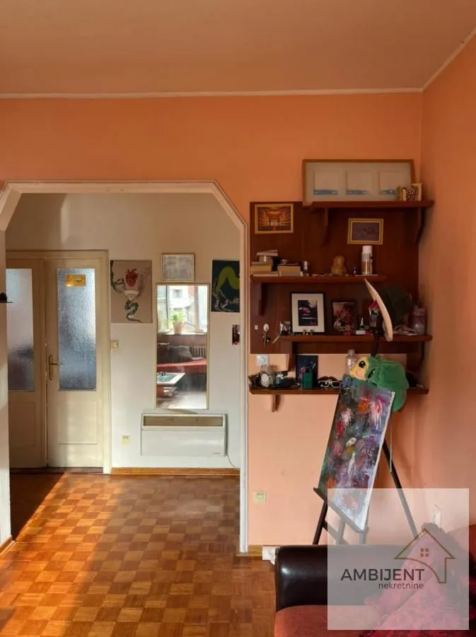 Prodaja, trosoban stan, 57m², Stari Grad, Beograd