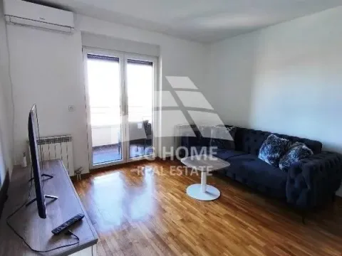 Izdavanje, dvosoban stan, 60m², Hala Pionir, Palilula Sve Podlokacije - image 2