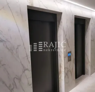 Rent, two bedroom apartment, 65m², Stari Grad, Beograd - image 14
