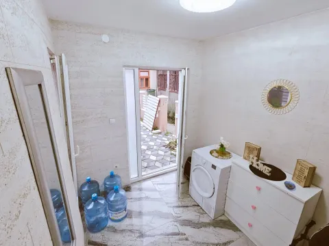 Sale, house, 61m², Zemun Sve Podlokacije, Beograd - image 7