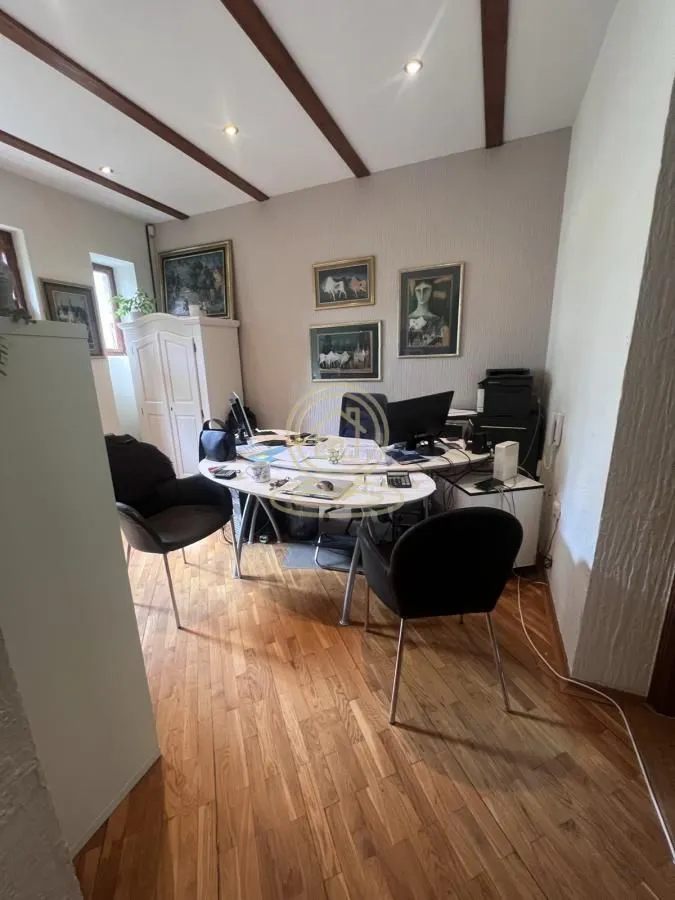 Rent, office space, 51m², Stari grad, Novi Sad