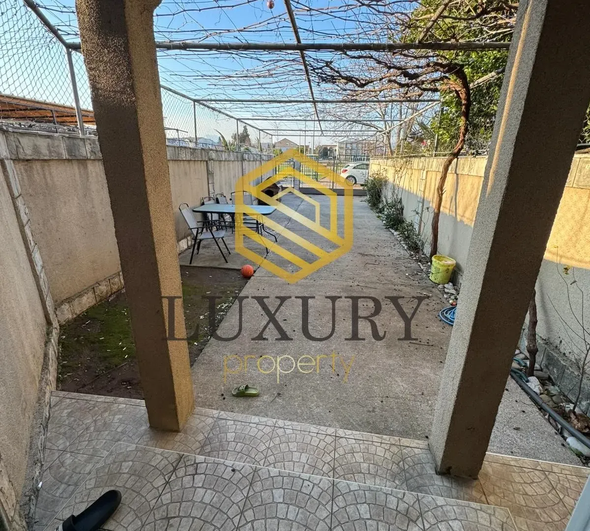 Prodaja, kuća, 90m², Zagorič, Podgorica