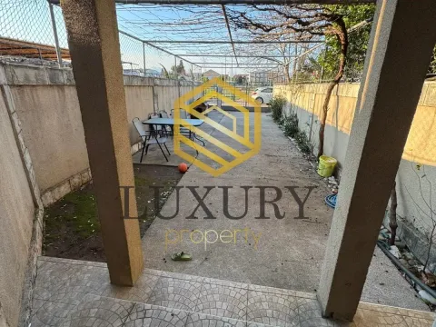 Prodaja, kuća, 90m², Zagorič, Podgorica - image 16