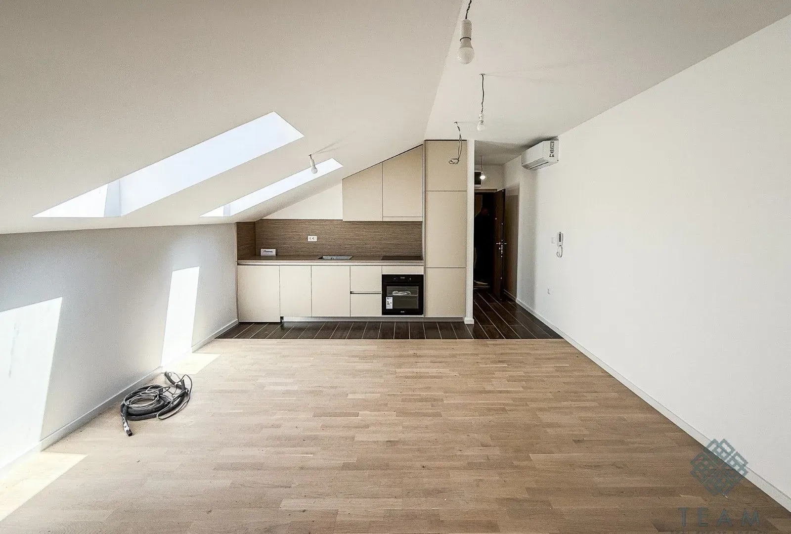 Prodaja, jednosoban stan, 50m², Tološi, Podgorica