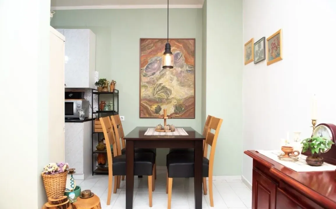 Prodaja, dvosoban stan, 60m², Gintaš, Podgorica