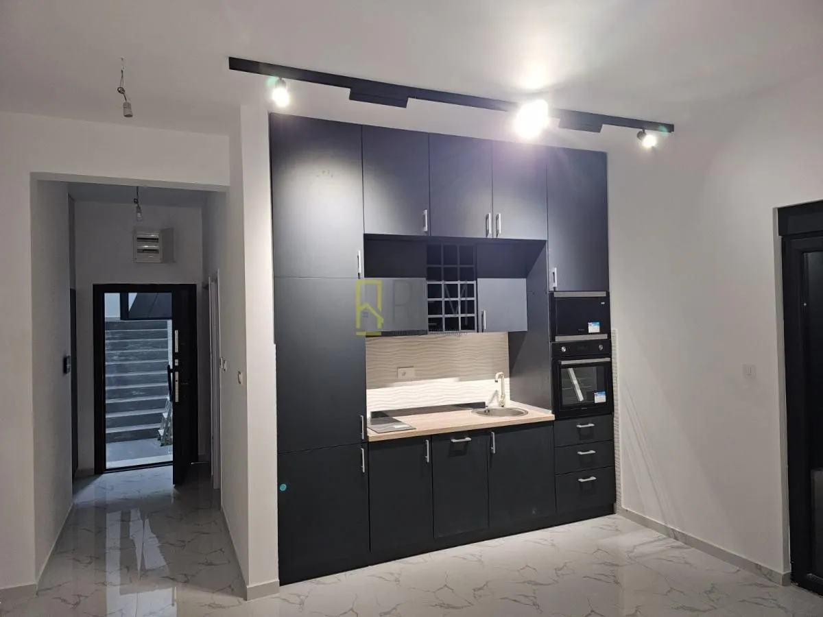 Prodaja, jednosoban stan, 49m², Đenovići, Herceg Novi