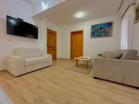 Izdavanje, jednosoban stan, 50m², Buljarica, Budva - image 2