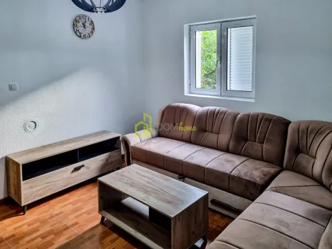 Izdavanje, kuća, 90m², Kotor, Crna Gora - image 11