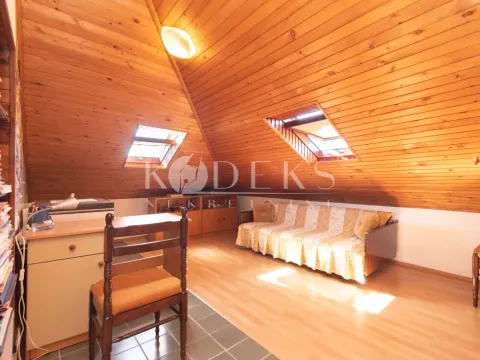 Prodaja, dvosoban stan, 122m², Centar, Podgorica - image 9