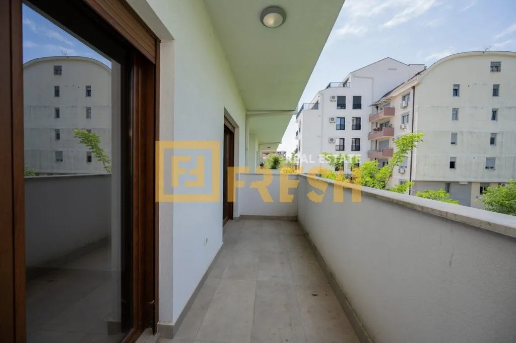 Prodaja, trosoban stan, 142m², Gorica C, Podgorica