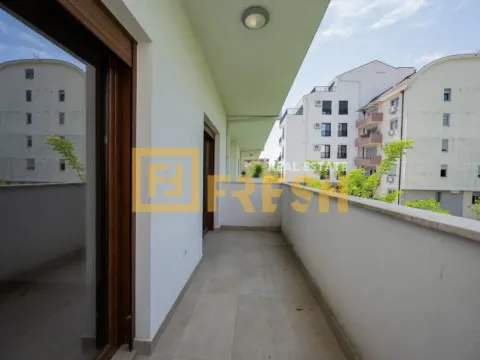 Prodaja, trosoban stan, 142m², Gorica C, Podgorica - image 16