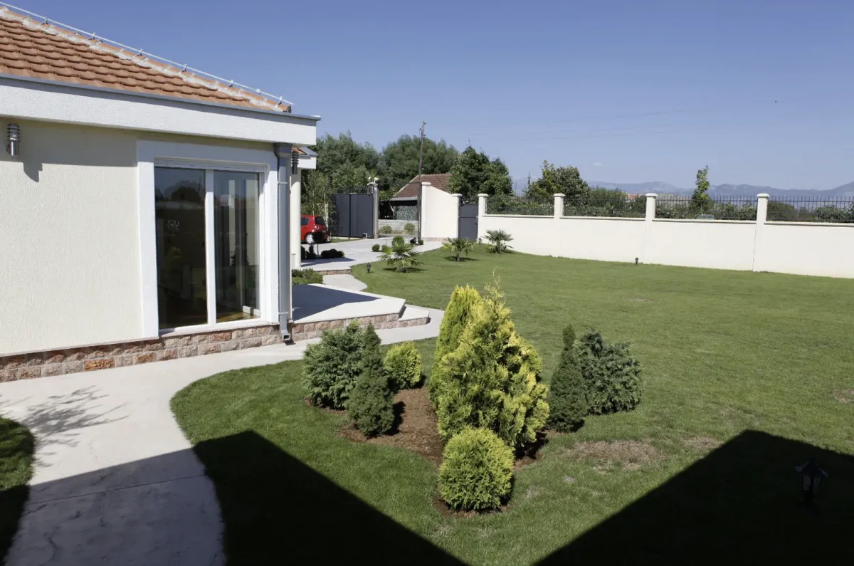 Sale, house, 306m², Podgorica, Crna Gora