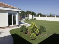 Prodaja, kuća, 306m², Podgorica, Crna Gora - image 2