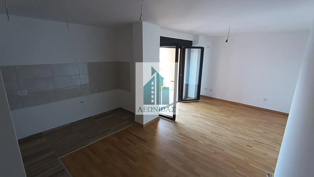Prodaja, četvorosoban stan, 79m², Medijana, Niš