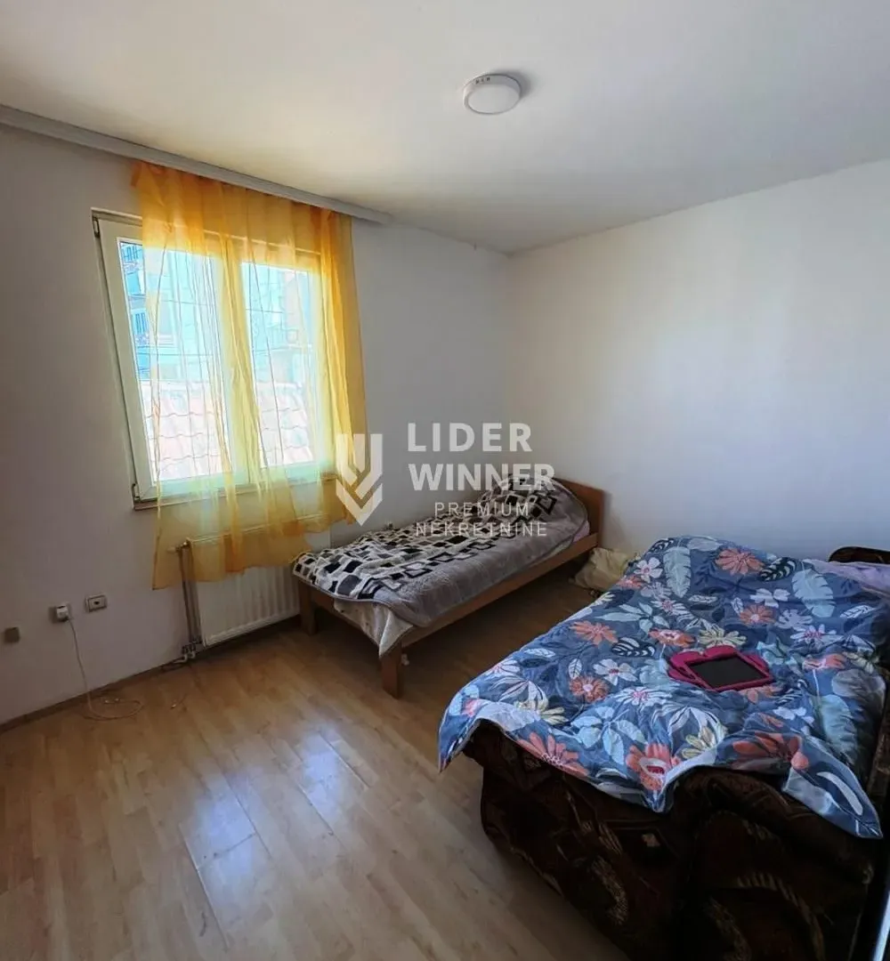 Sale, three bedroom apartment, 65m², Bogoslovija, Palilula Sve Podlokacije