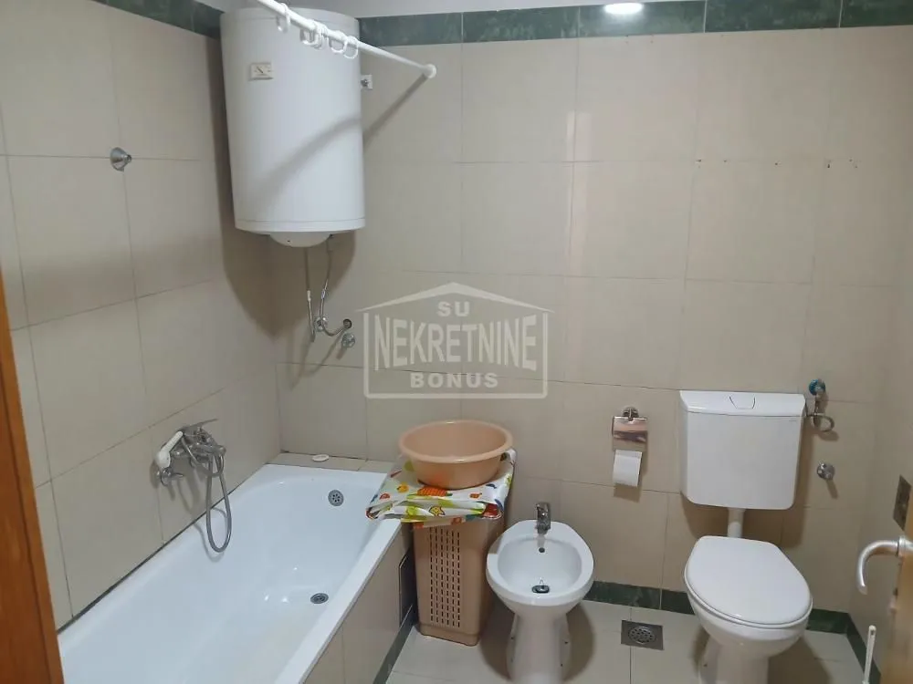 Sale, three bedroom apartment, 98m², Centar, Subotica