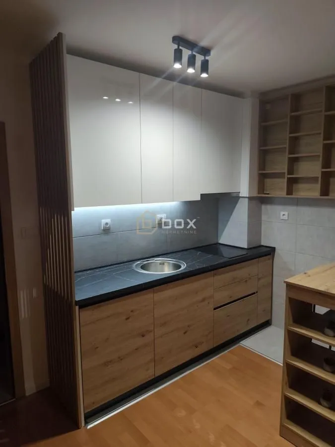 Rent, studio apartment, 28m², Palilula, Niš