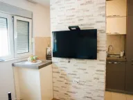 Rent, one bedroom apartment, 40m², Škaljari, Kotor - image 6