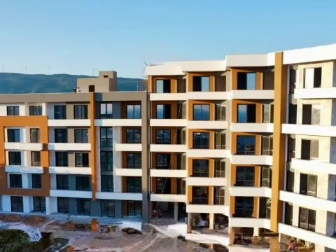Prodaja, jednosoban stan, 48m², Pinješ, Ulcinj - image 1