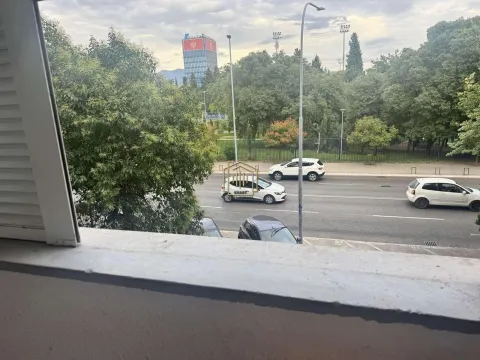 Rent, one bedroom apartment, 40m², Preko Morače, Podgorica - image 2