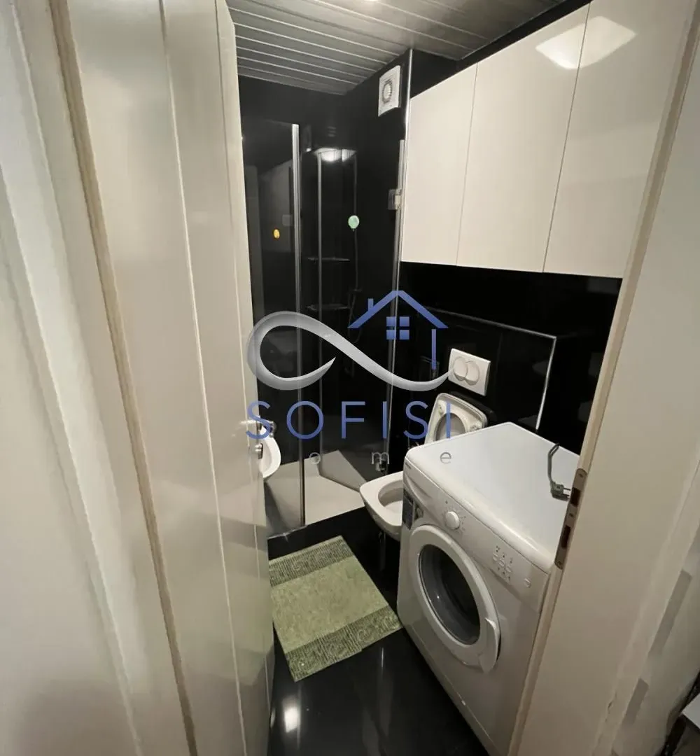 Izdavanje, dvosoban stan, 42m², Grbavica, Novi Sad Sve Podlokacije