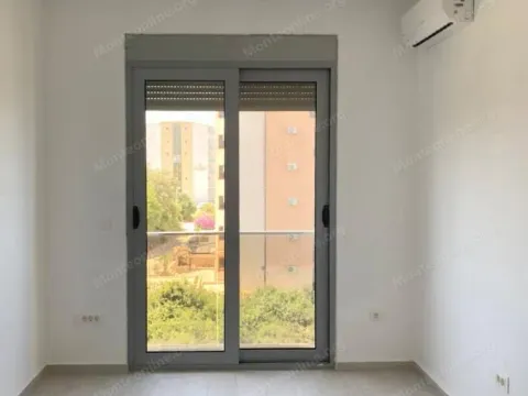 Sale, two bedroom apartment, 77m², Dobre Vode, Bar - image 8