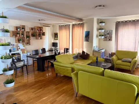 Prodaja, četvorosoban stan, 157m², Đeram Pijaca, Beograd - image 2