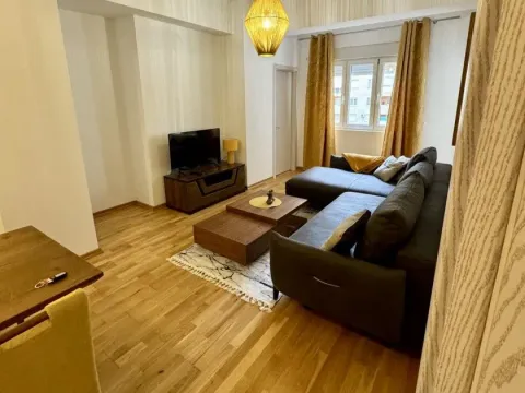 Izdavanje, trosoban stan, 74m², Ljubović, Podgorica - image 1