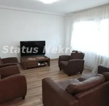 Stan in Bulevar Oslobodjenja