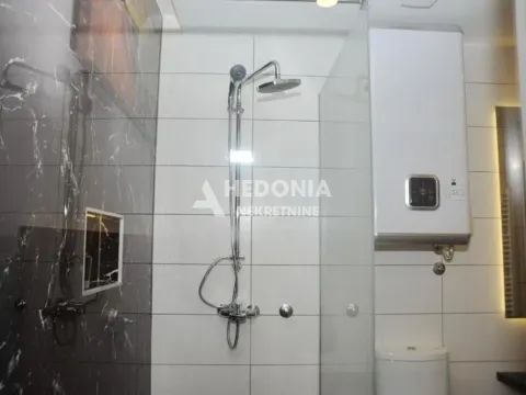 Prodaja, trosoban stan, 90m², Stari Grad, Beograd - image 8