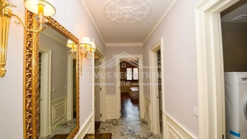 Prodaja, trosoban stan, 132m², Pod Goricom, Podgorica