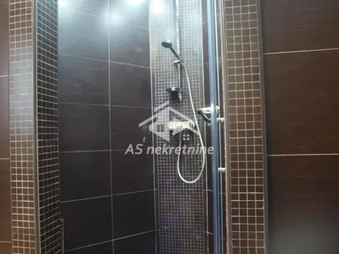 Izdavanje, četvorosoban stan, 197m², Vukov Spomenik, Zvezdara Sve Podlokacije - image 36