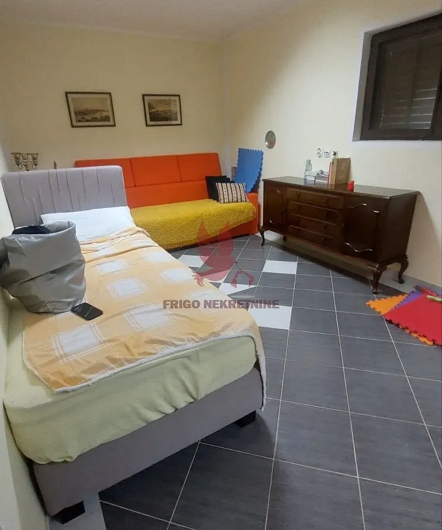 Prodaja, kuća, 250m², Sopot, Beograd