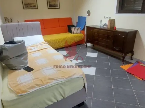 Prodaja, kuća, 250m², Sopot, Beograd - image 14