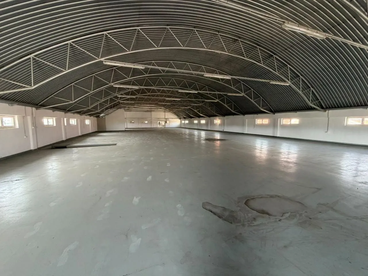 Rent, office space, 1500m², Zeta, Podgorica