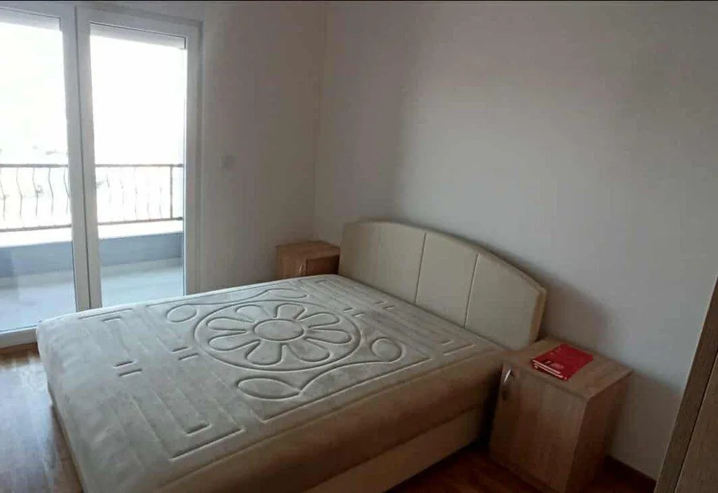 Izdavanje, jednosoban stan, 46m², Stari Aerodrom, Podgorica