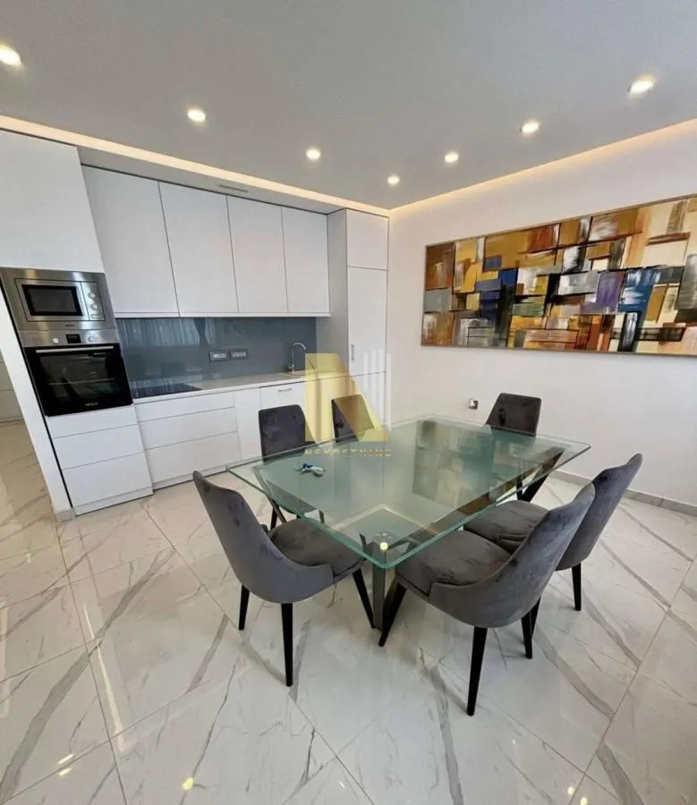 Izdavanje, četvorosoban stan, 98m², Tatarsko brdo, Petrovaradin