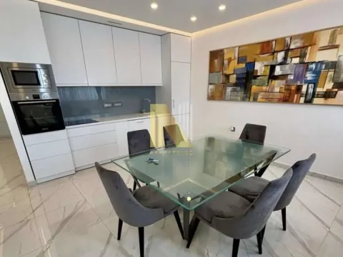 Izdavanje, četvorosoban stan, 98m², Tatarsko brdo, Petrovaradin - image 8
