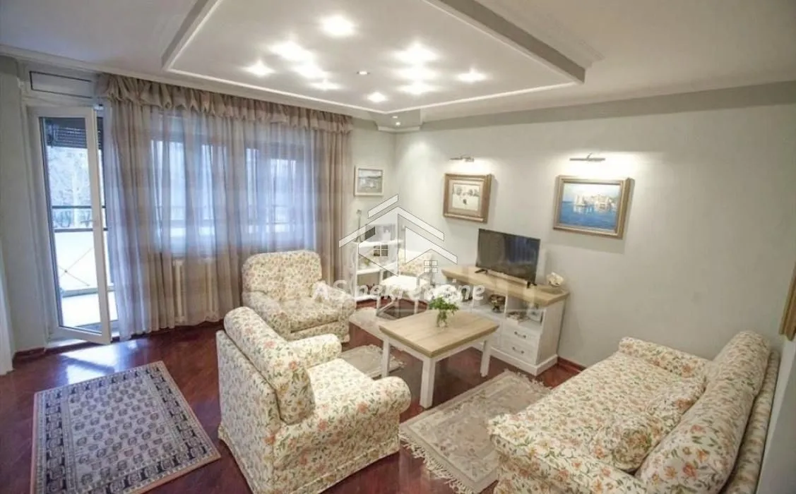 Izdavanje, stan, 66m², Novi Beograd Sve Podlokacije, Beograd