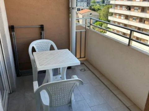 Izdavanje, jednosoban stan, 49m², Central Point, Podgorica - image 5