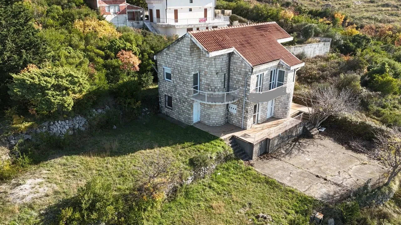 Prodaja, kuća, 210m², Sveti Stefan, Budva