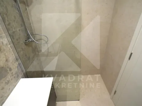 Rent, two bedroom apartment, 108m², Central Point, Podgorica - image 14