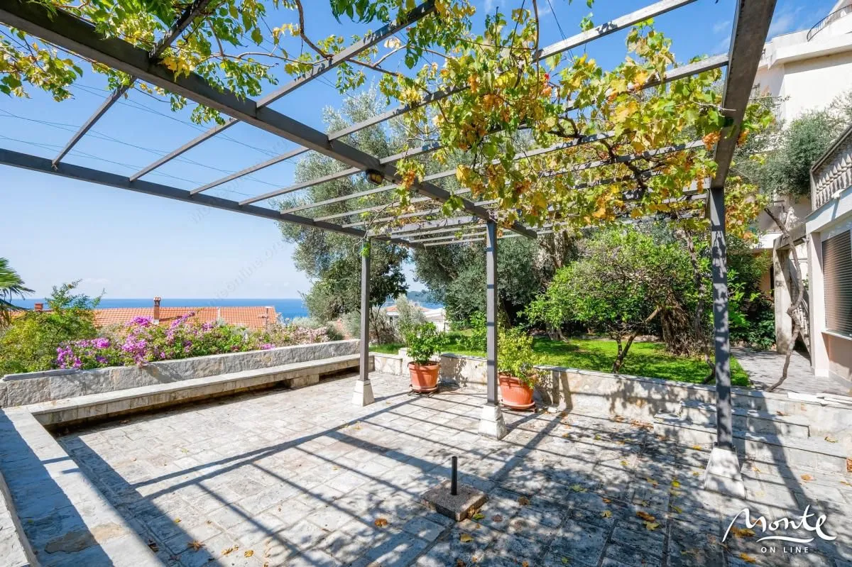 Sale, house, 375m², Sveti Stefan, Budva