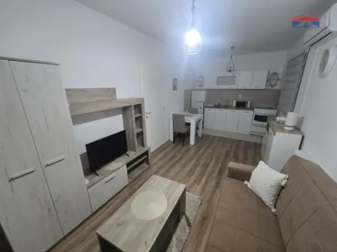 Izdavanje, garsonjera, 27m², Adice, Novi Sad Sve Podlokacije - image 3