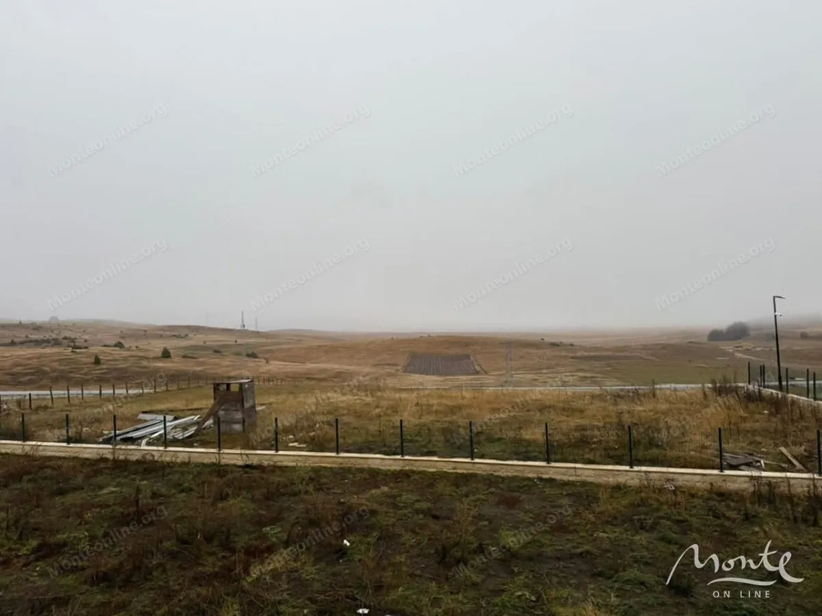 Prodaja, kuća, 1283m², Motički gaj, Žabljak