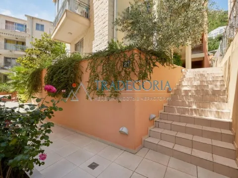 Prodaja, dvosoban stan, 68m², Petrovac, Budva - image 7