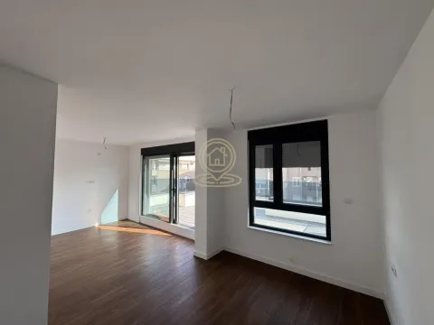 Prodaja, stan, 140m², Bulevar Evrope, Novi Sad Sve Podlokacije - image 2