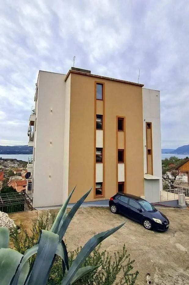 Sale, two bedroom apartment, 77m², Kava, Tivat